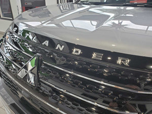 Mitsubishi Outlander (SUV) | 2022-2026 | Hood Deflector w/logo | #LUXOU22DEL