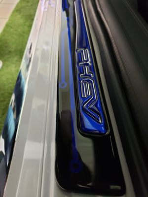 Mitsubishi Outlander PHEV (SUV) | 2018-2022 | Door Sills | #LUXOP16SIL