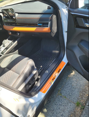 Mitsubishi Outlander (SUV) | 2022-2026 | Door Sills | #LUXOU22SIL