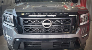Nissan Frontier (King Cab) | 2022-2024 | 2Tones Hood and Tailgate Logos | #LUXFR22LIK