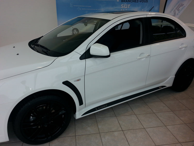 Mitsubishi Lancer (berline) | 2008-2018 | Garniture extérieure | #LUXLA12FED